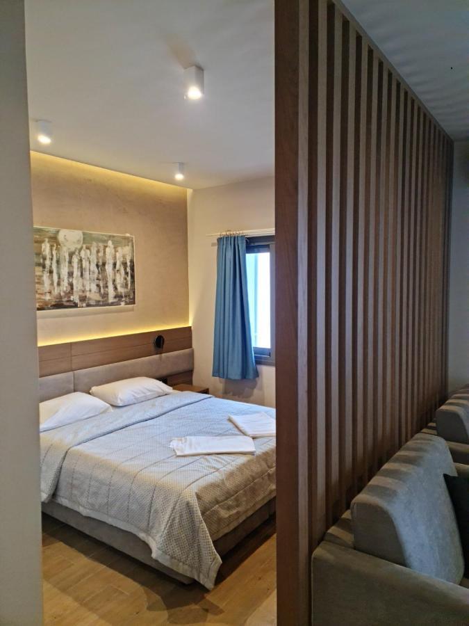 Hotel Golden Sun Néa Meságkala